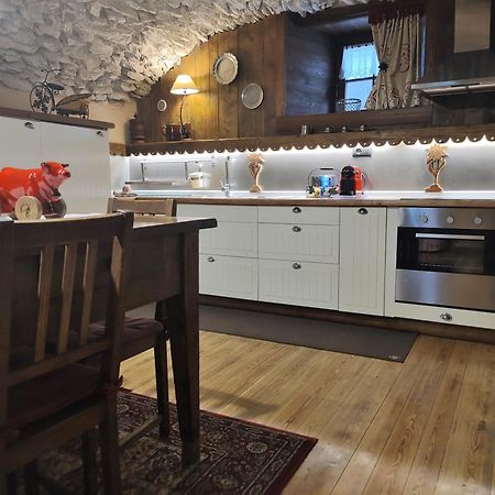 Le Petit Chateau De Vetan Cir 0023 셍피에르 외부 사진